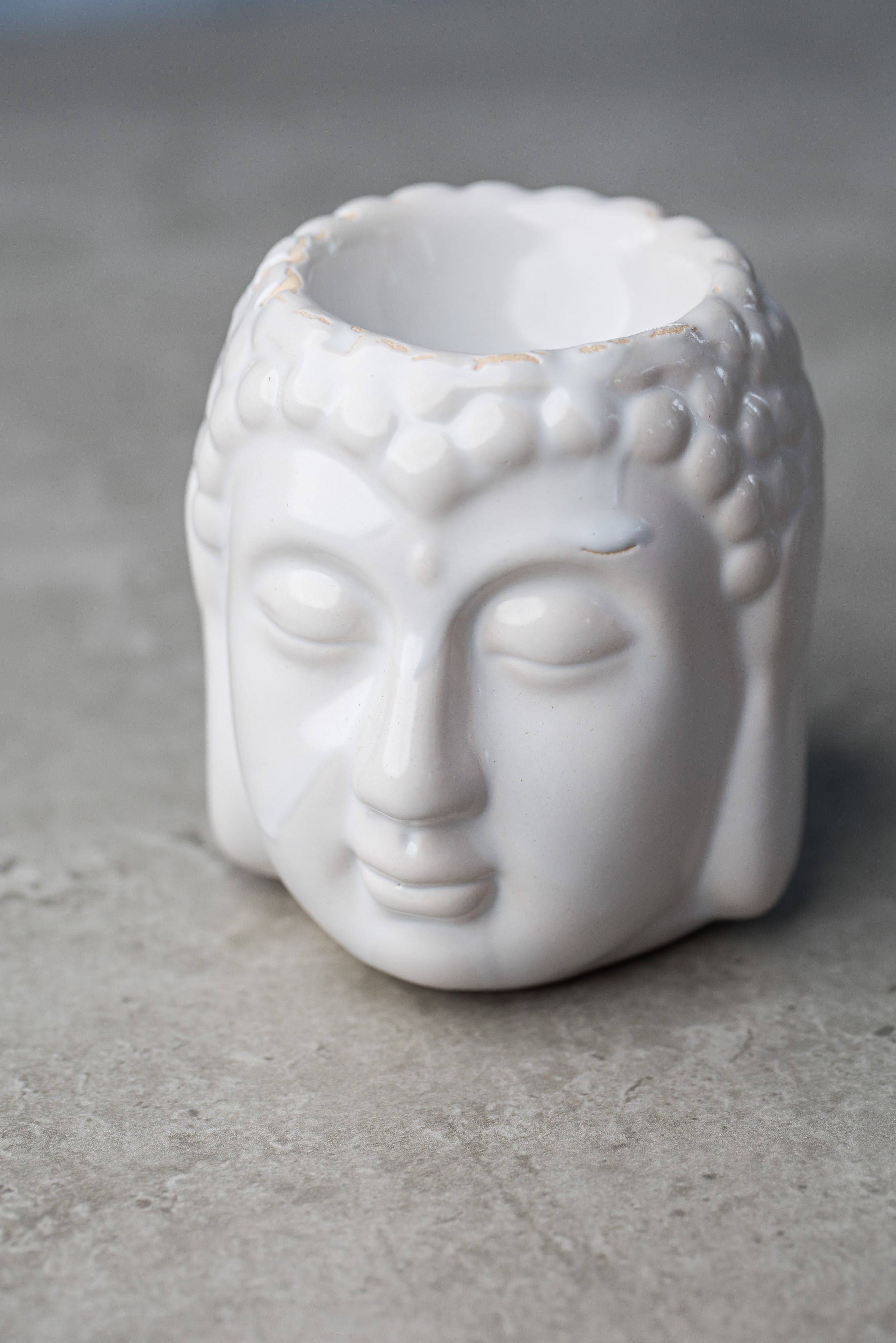 Buddha Head Ceramic Aromatherapy Oil Burner - Elegant Diffuser for Essential Oils &amp; Relaxation
