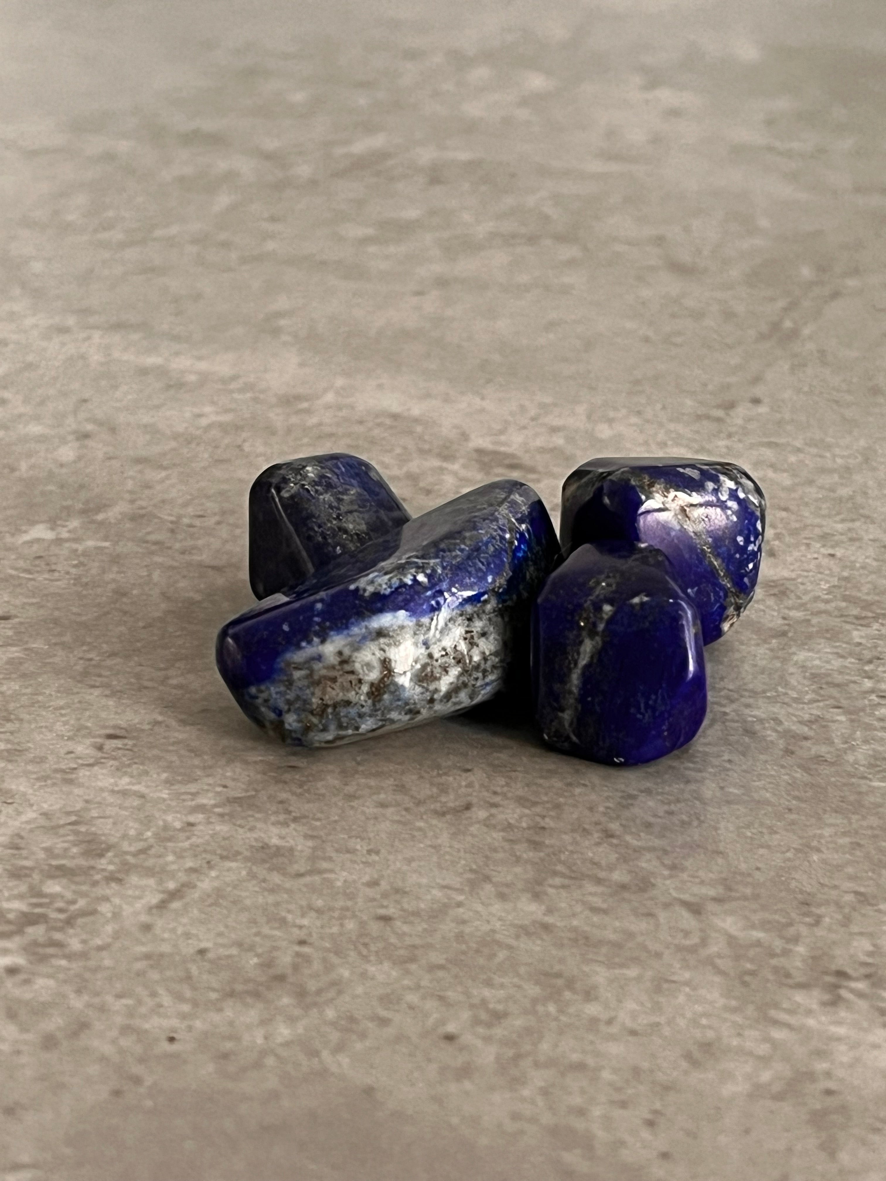 Lapiz Lazuli - Stimulates The Mind, Encouraging Critical Thinking and Problem Solving