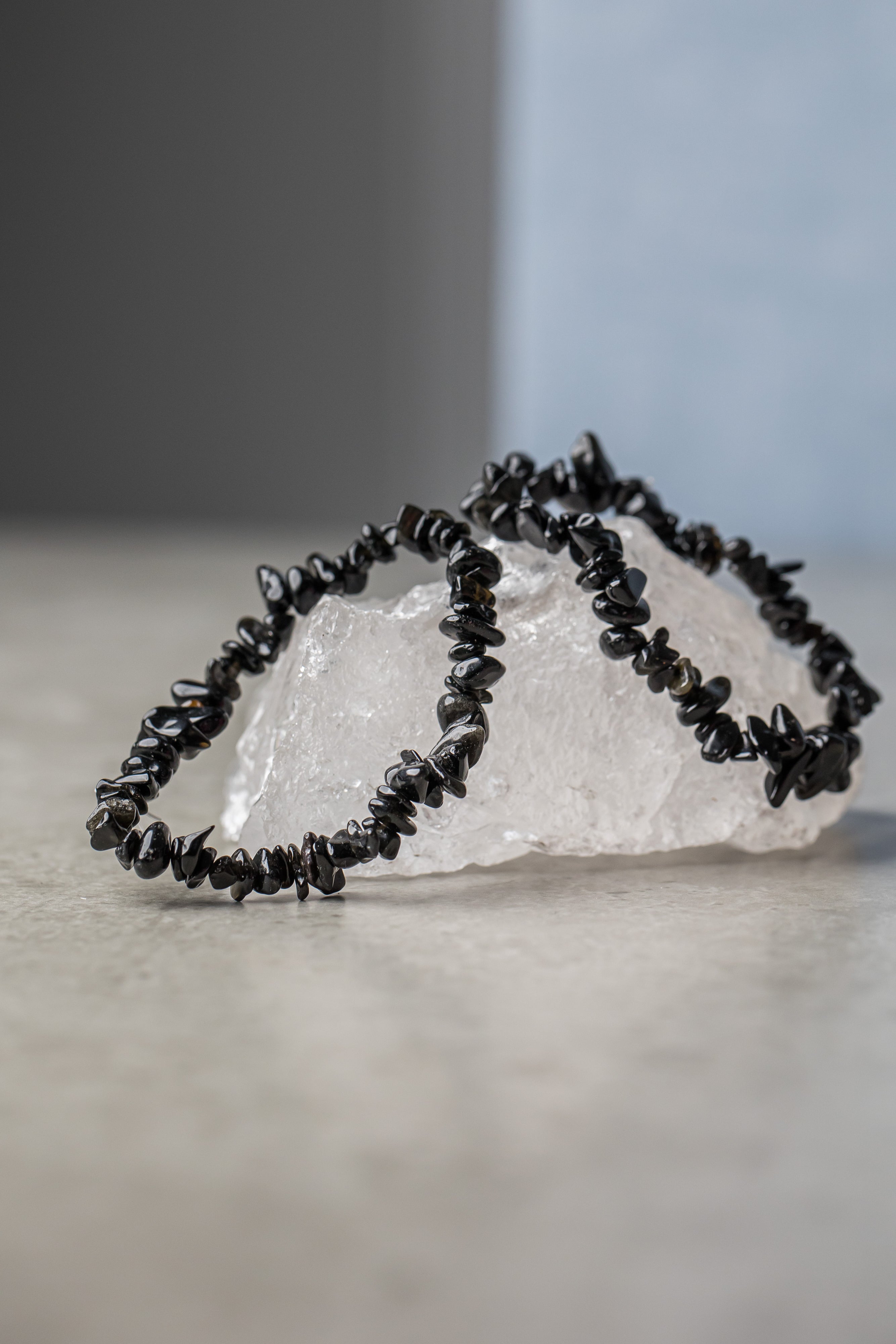Garnet Chip Bracelet - Energising Crystal for Passion, Protection &amp; Root Chakra Balance - Everyday Rocks