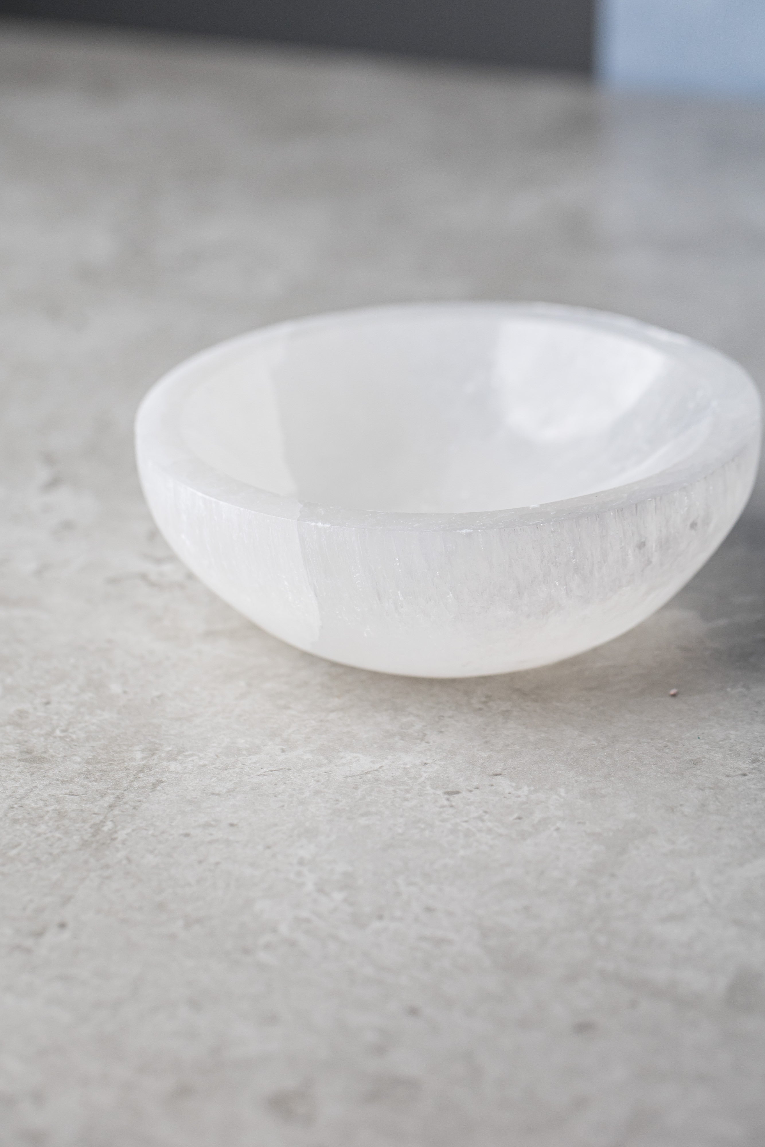 Grade A Round Selenite Charging Bowl - Elevate Your Crystal Experience with Premium Quality - Everyday Rocks