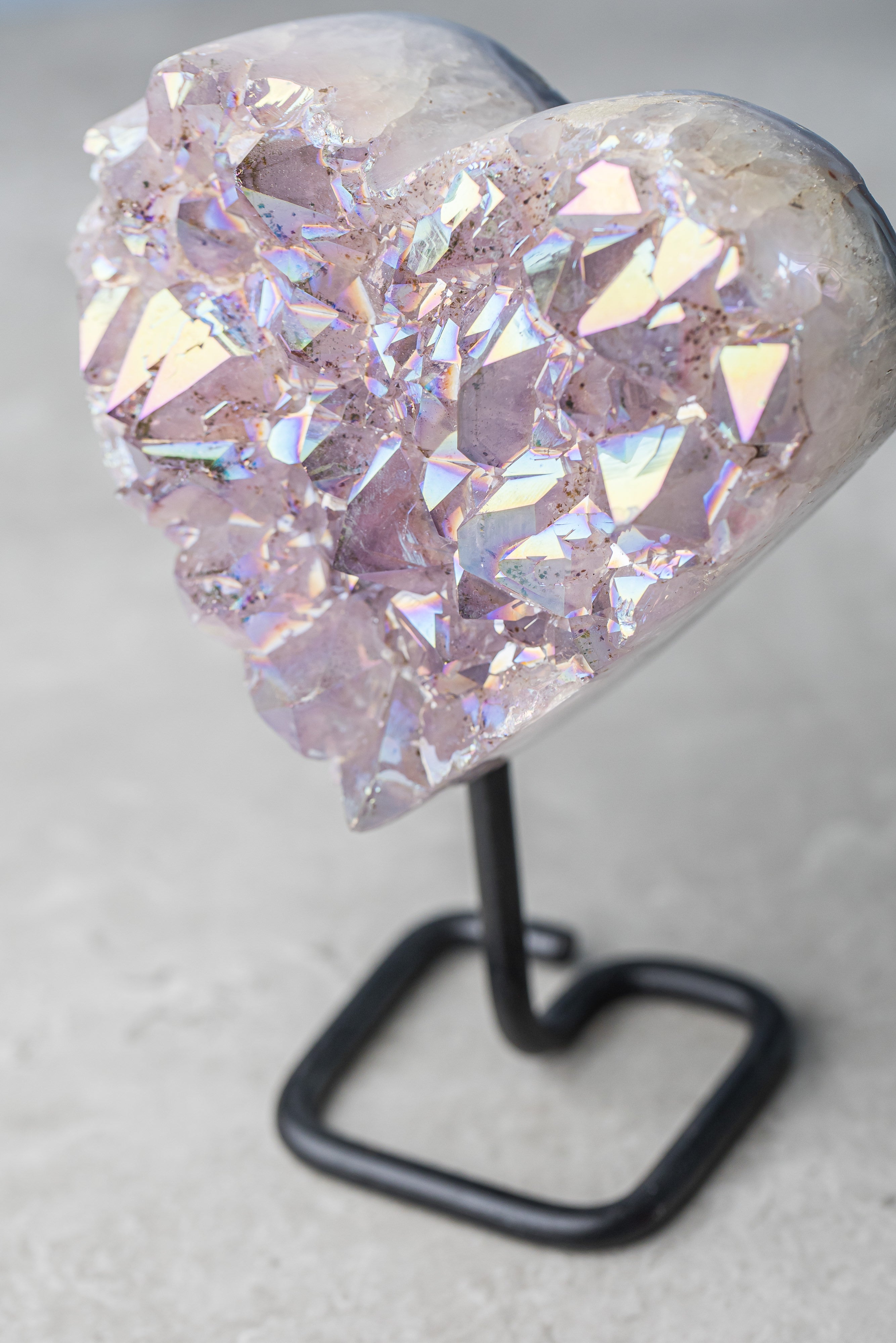 Heart Shaped Aura Amethyst on Stands - Healing Crystal for Love, Spiritual Growth & Third Eye Chakra Balance - Everyday Rocks