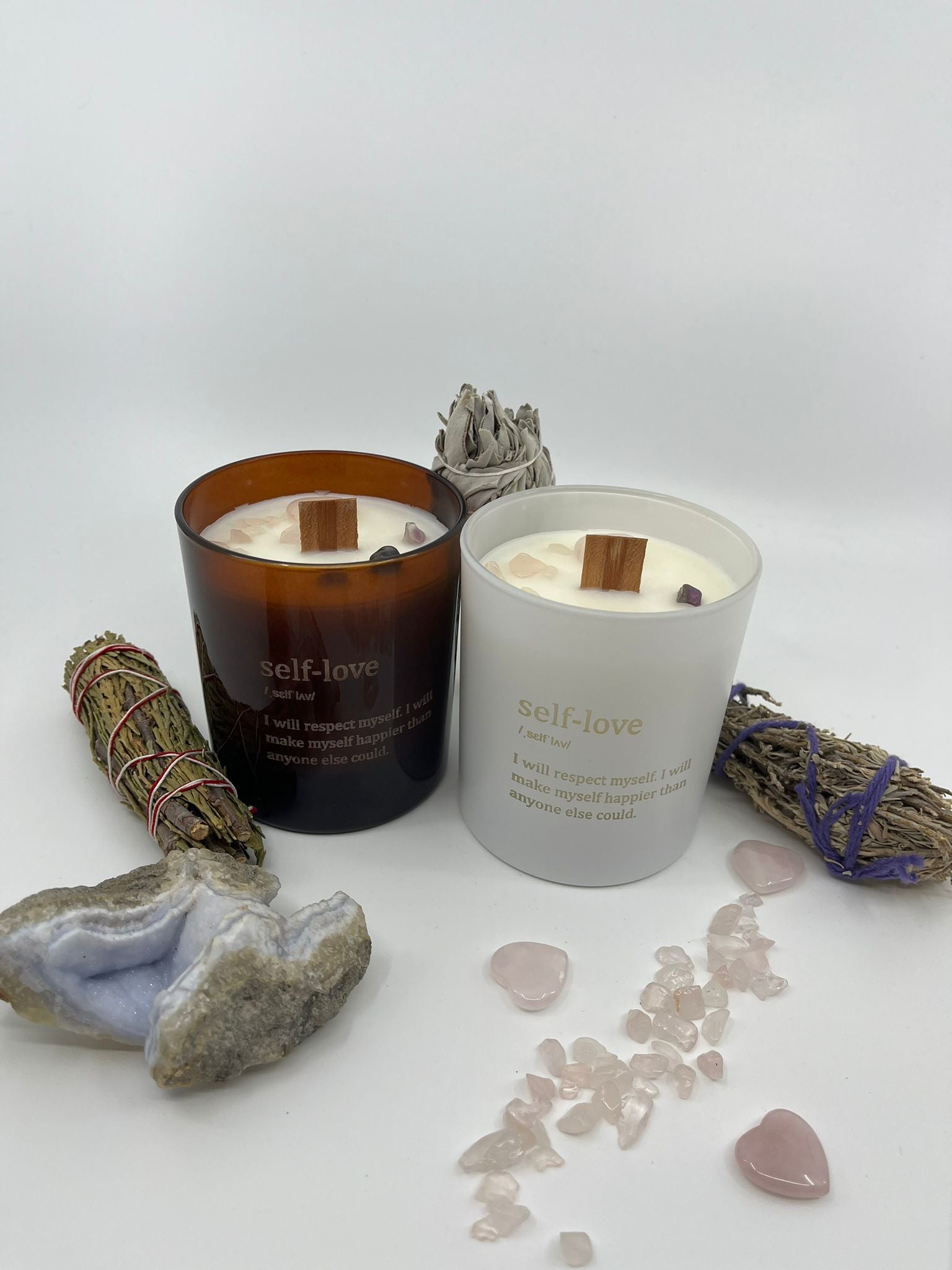 ***LIMITED EDITION*** Crystal Affirmation Candle: Uplifting Blueberry & Vanilla Scent, Handmade with Organic Rapeseed & Coconut Wax Blend - Everyday Rocks