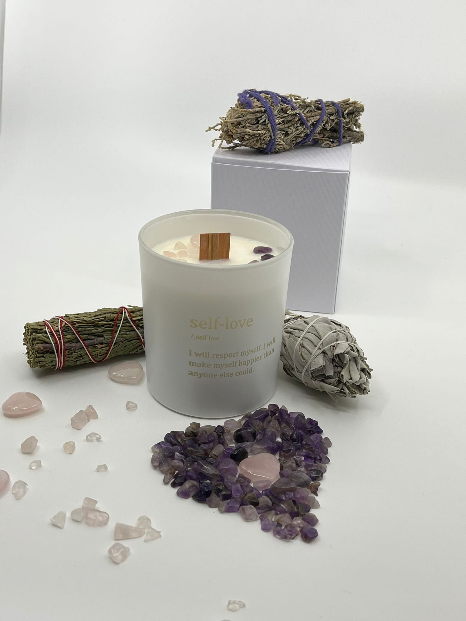 ***LIMITED EDITION*** Crystal Affirmation Candle: Uplifting Blueberry &amp; Vanilla Scent, Handmade with Organic Rapeseed &amp; Coconut Wax Blend - Everyday Rocks