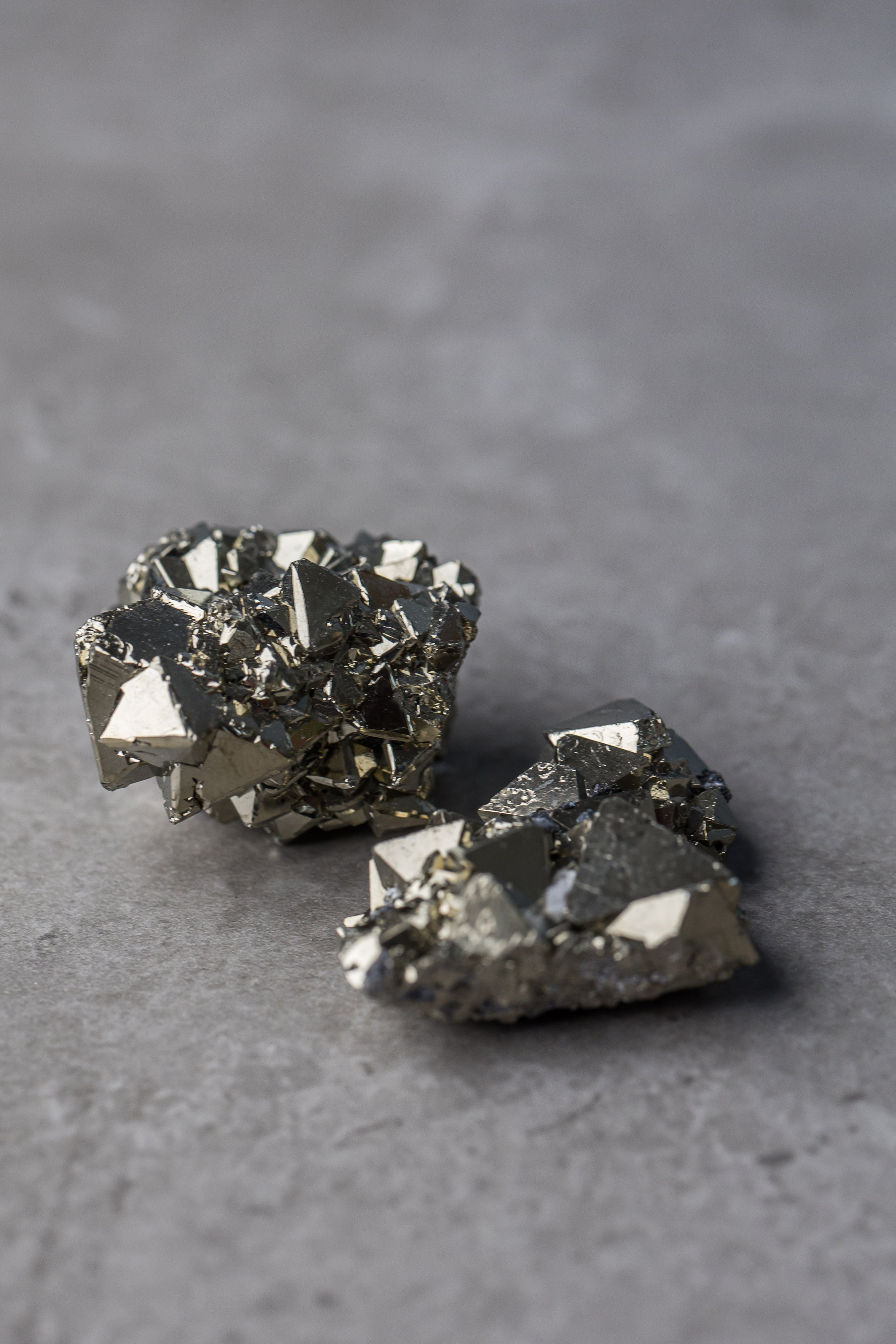 Small Raw Pyrite Cluster - Energising Crystal for Abundance, Confidence & Solar Plexus Chakra Balance - Everyday Rocks