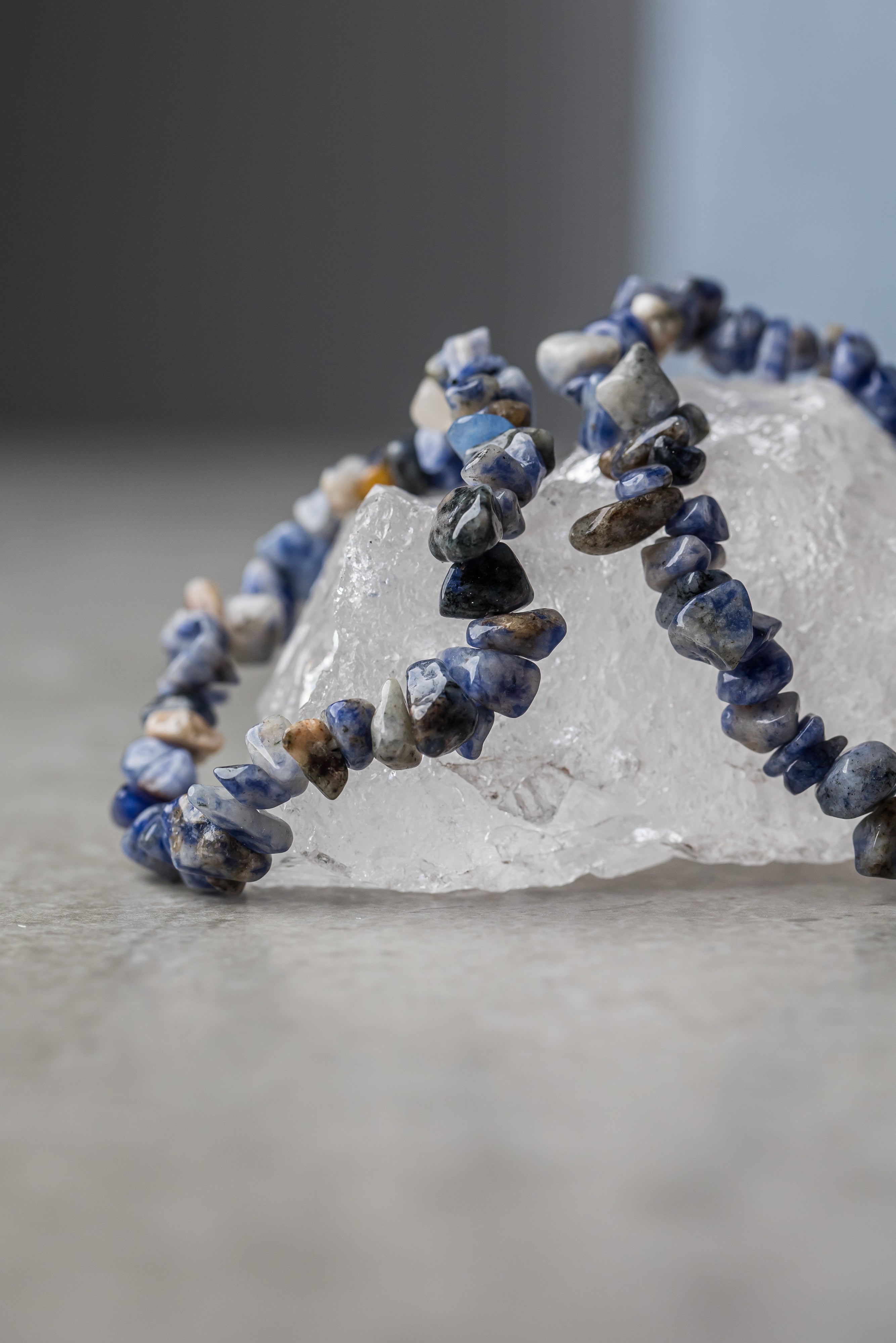 Sodalite Chip Bracelet - Insightful Crystal for Intuition, Communication &amp; Throat Chakra Balance - Everyday Rocks